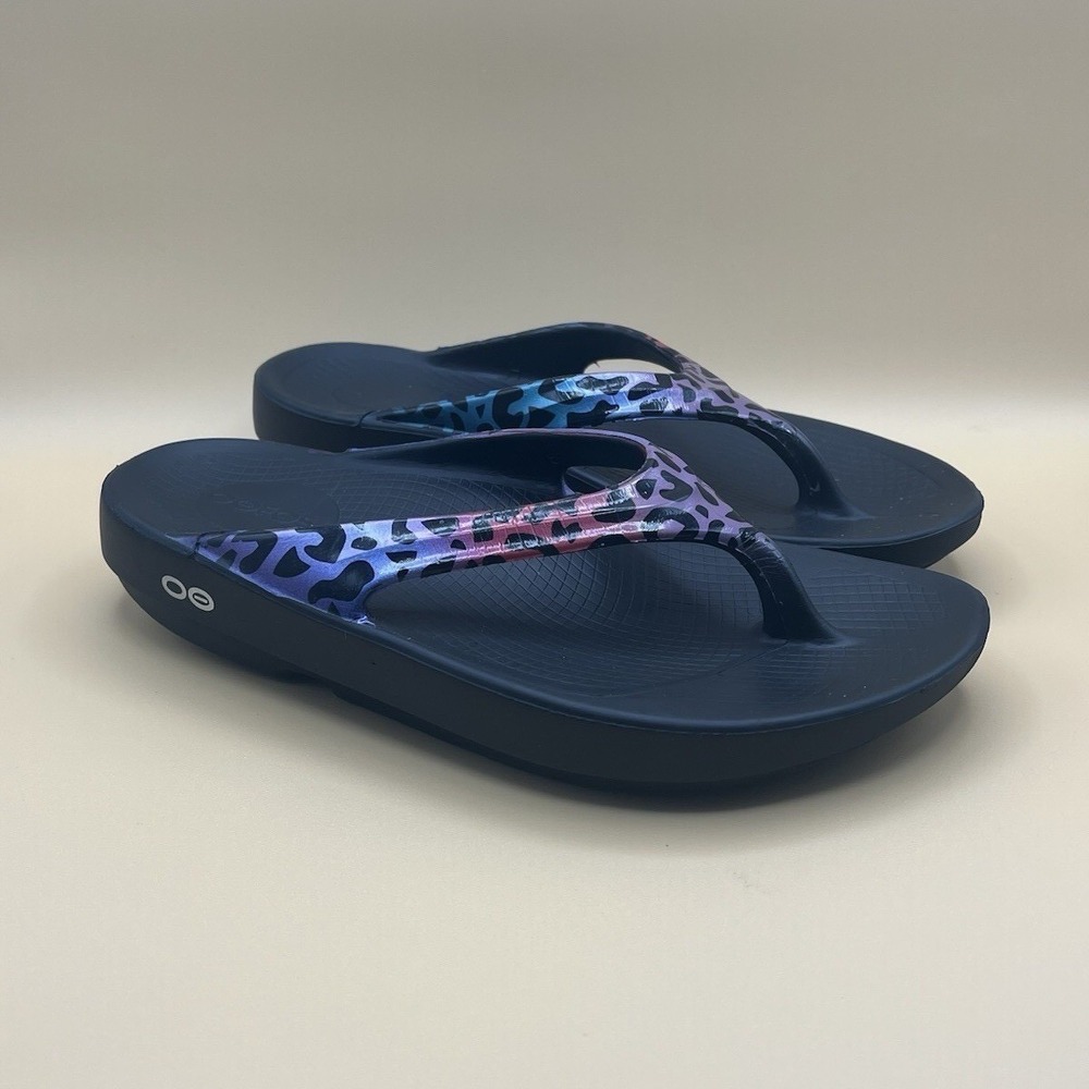 OOFOS OOlala Luxe Recovery Slip-On Black Multicolor Sandals - Women's Size 8